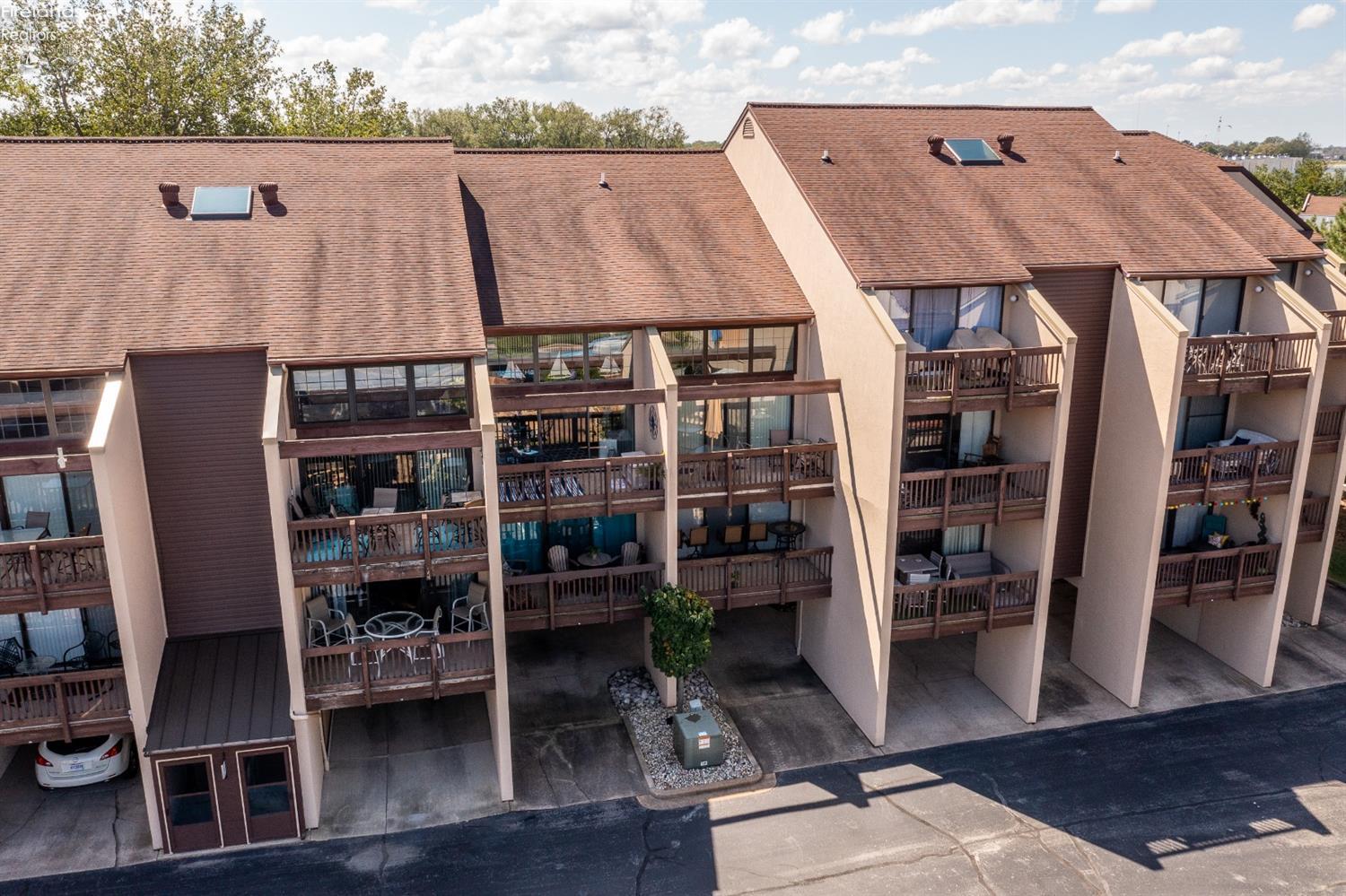 1801 E Perry Street 2